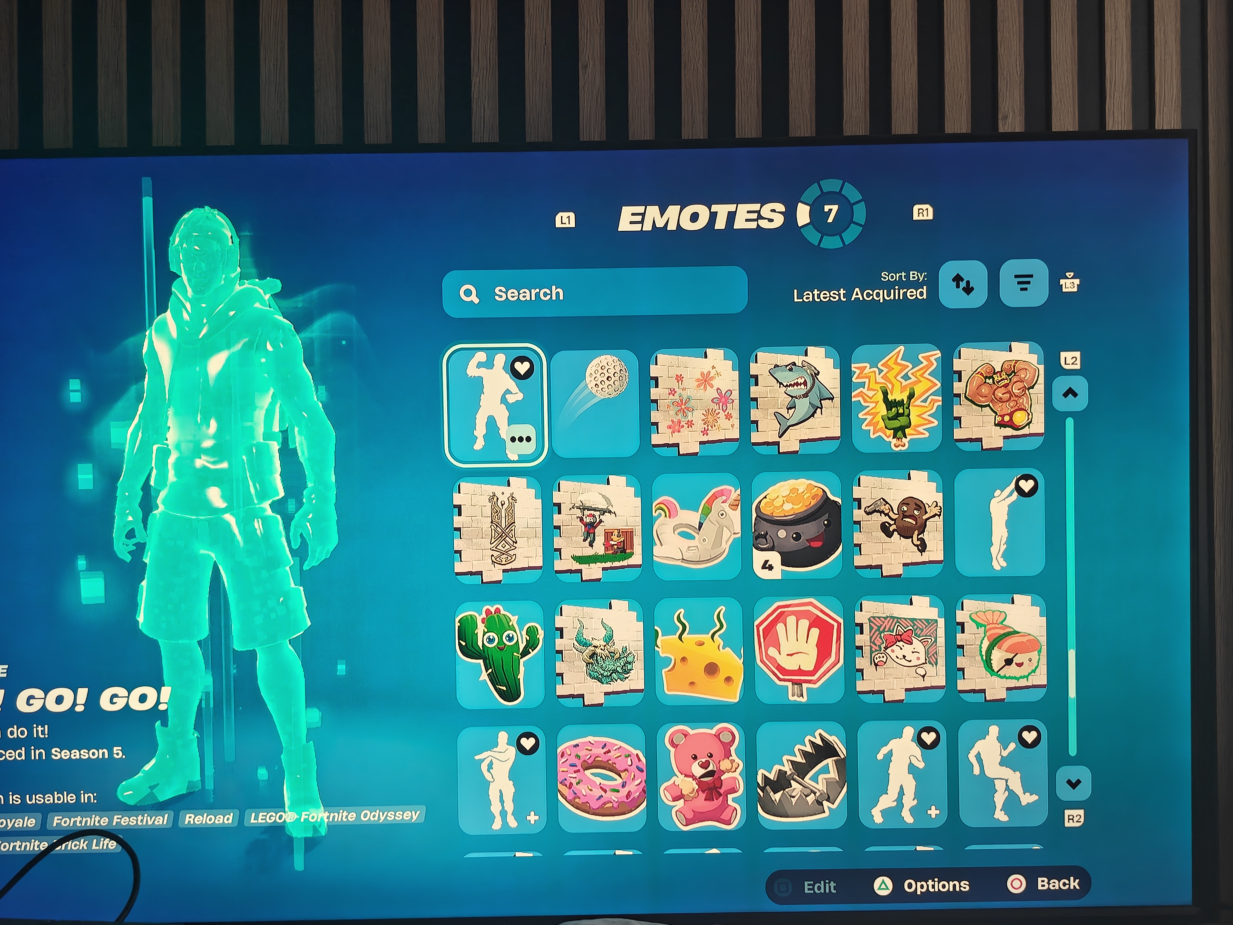 Carbide | Omega | 77 Skins | Chapter 1 Season 1 | Level 796 - Image 42