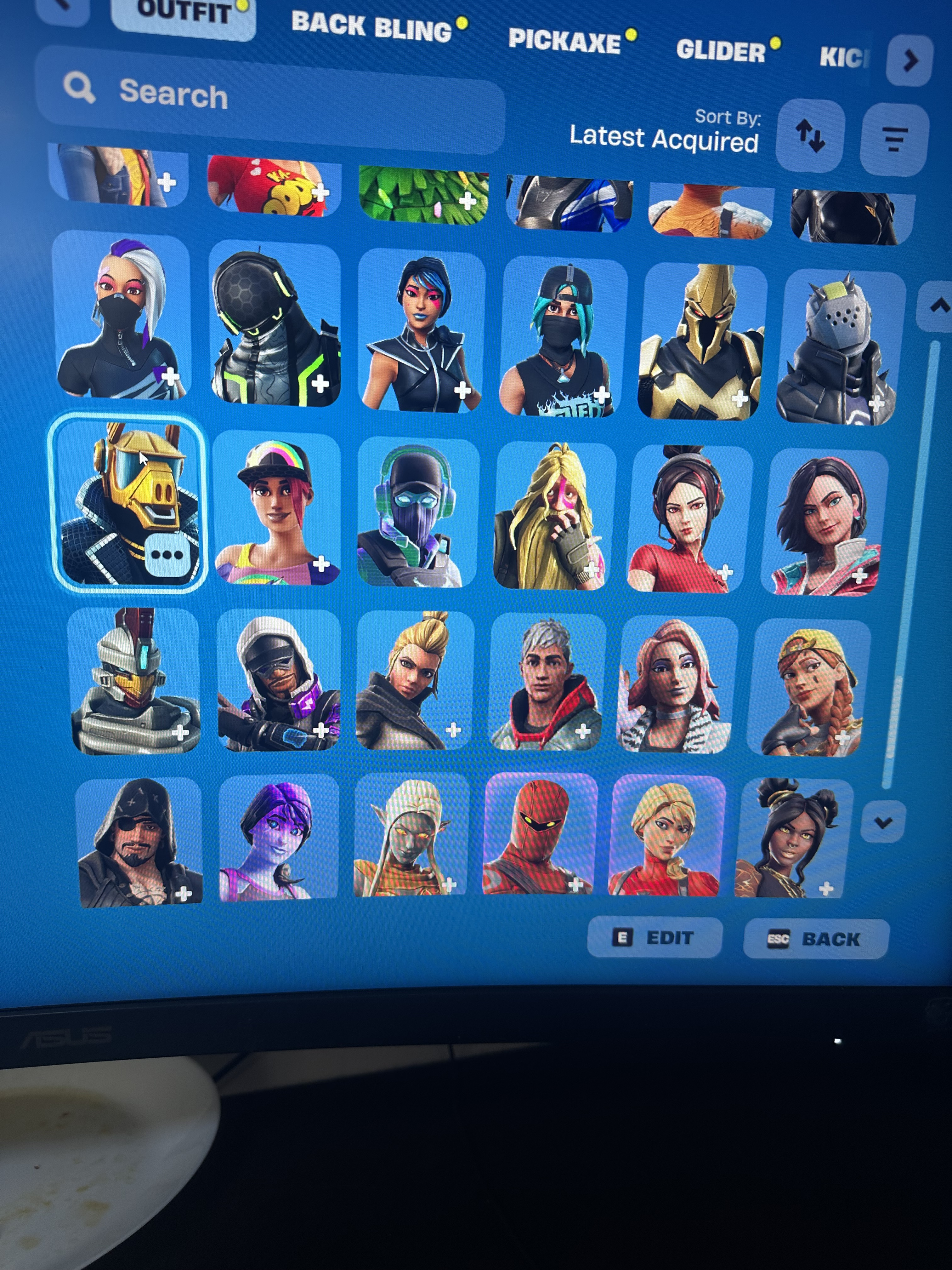 Peter Griffin | Doomslayer | 172 Skins | Chapter 1 Season 3 | Level 2657 | Full Email - Image 36