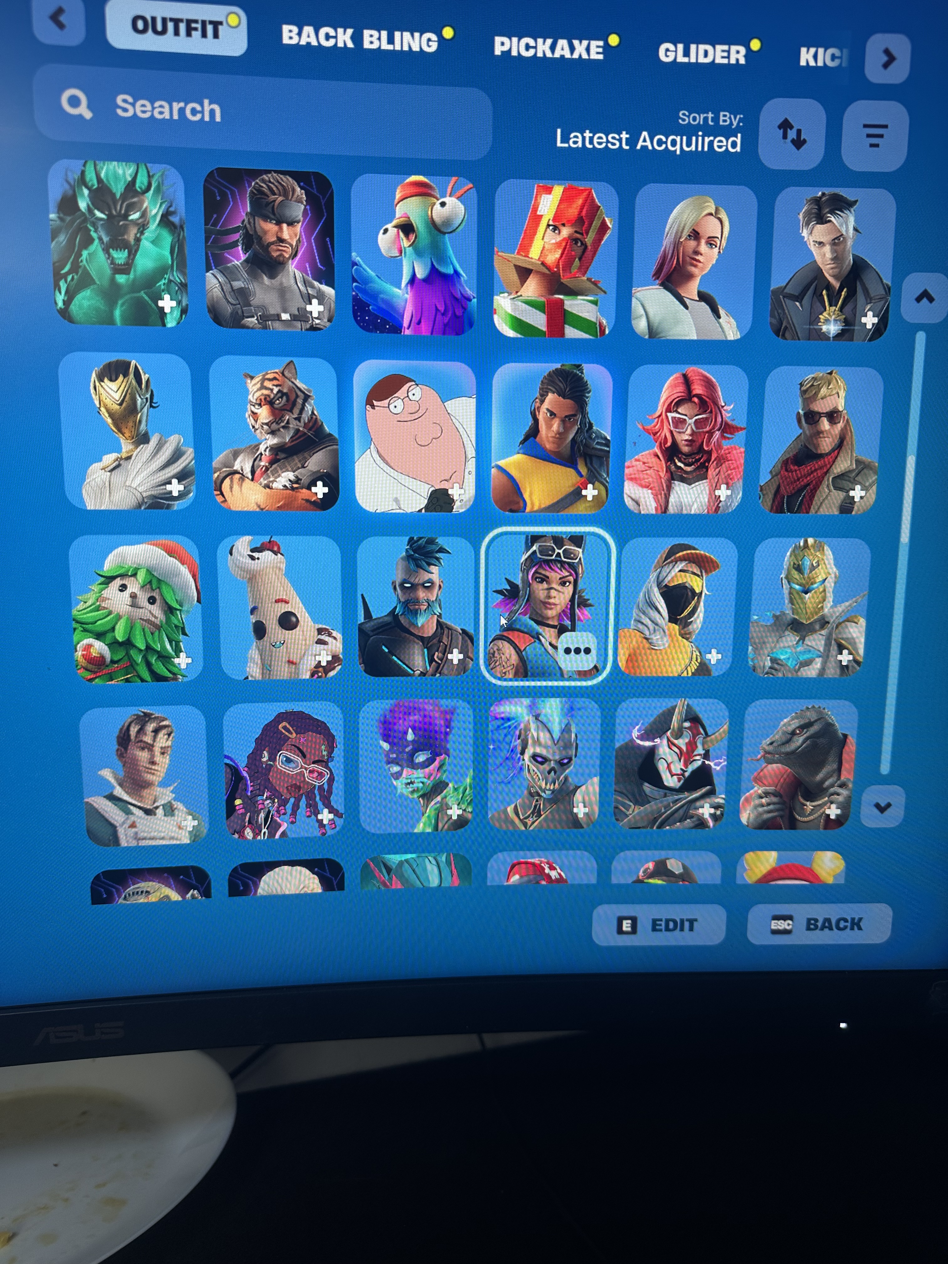 Peter Griffin | Doomslayer | 172 Skins | Chapter 1 Season 3 | Level 2657 | Full Email - Image 38