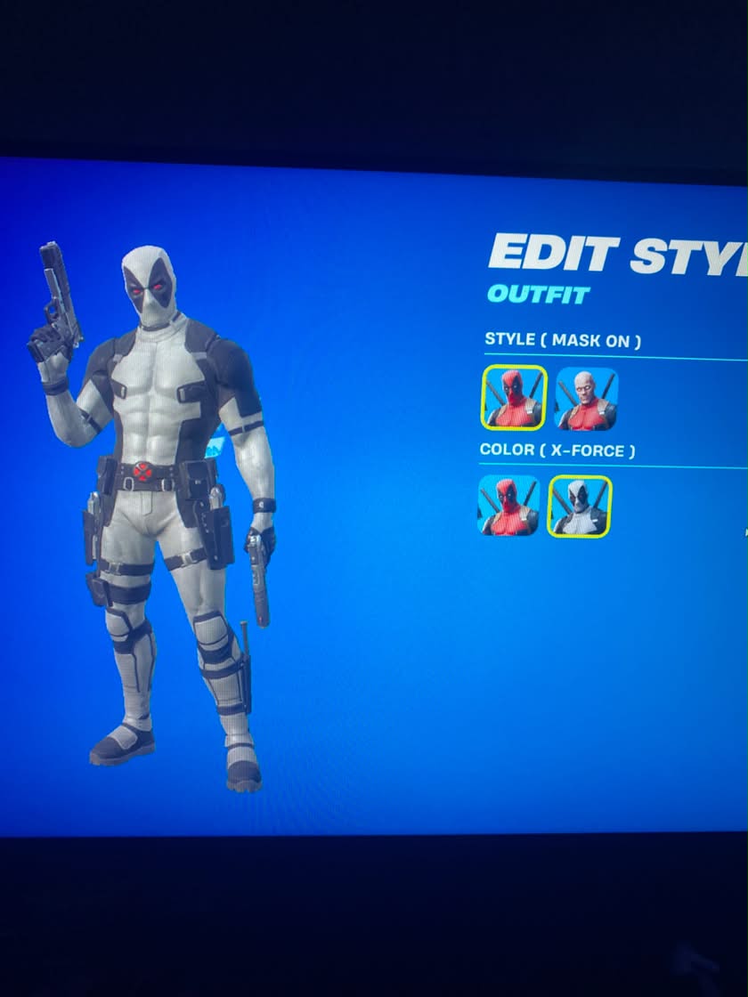 Lara Croft | Travis Scott | 252 Skins | Chapter 2 Season 2 | Level 3222 - Image 6