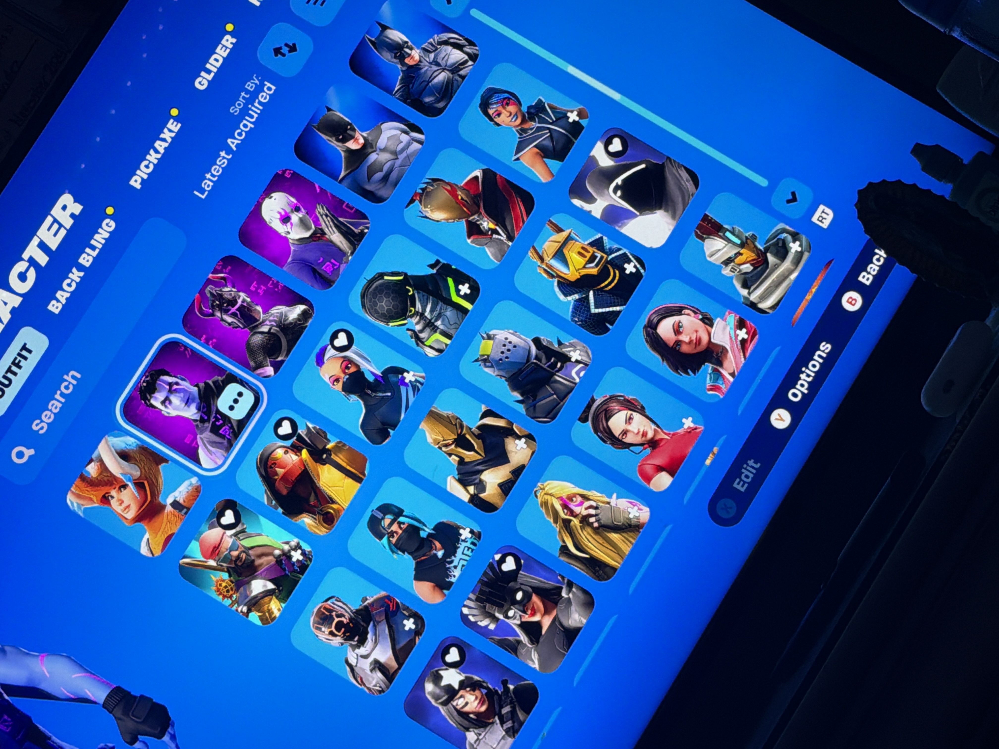 Predator | Oscar | Ember | 204 Skins | Chapter 1 Season 3 | Level 1575 | Full Email - Image 4